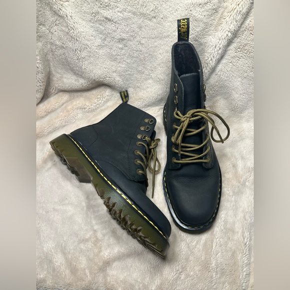 Dr. Martens Shoes - Dr Martins Women’s Boots Size 9